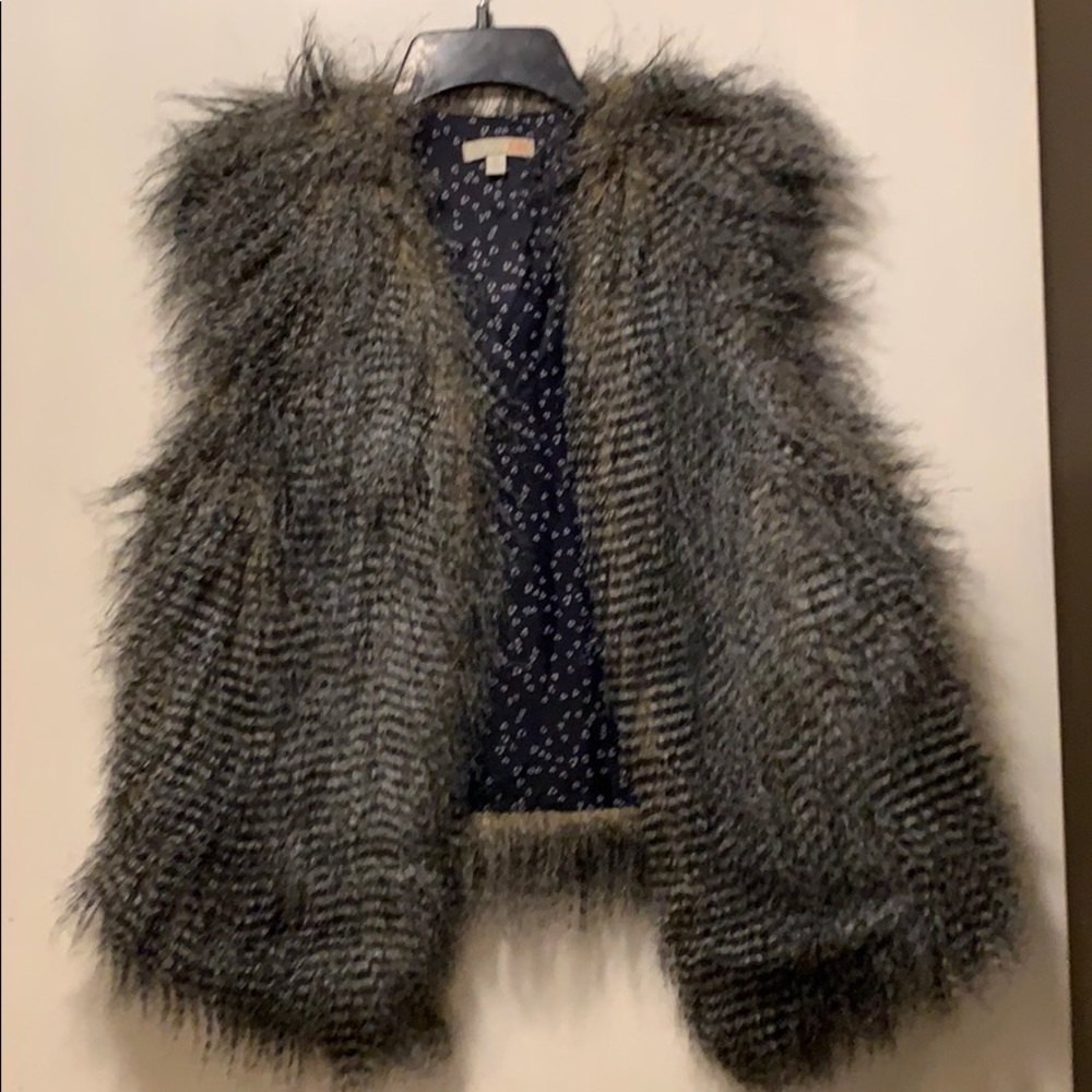 GB by Gianni Bini Faux Fur Vest